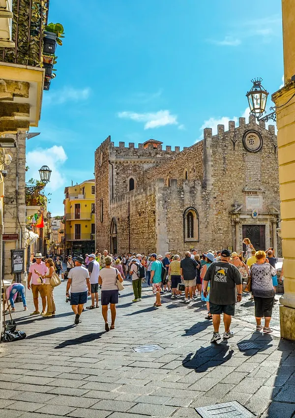 taormina-walking-tour